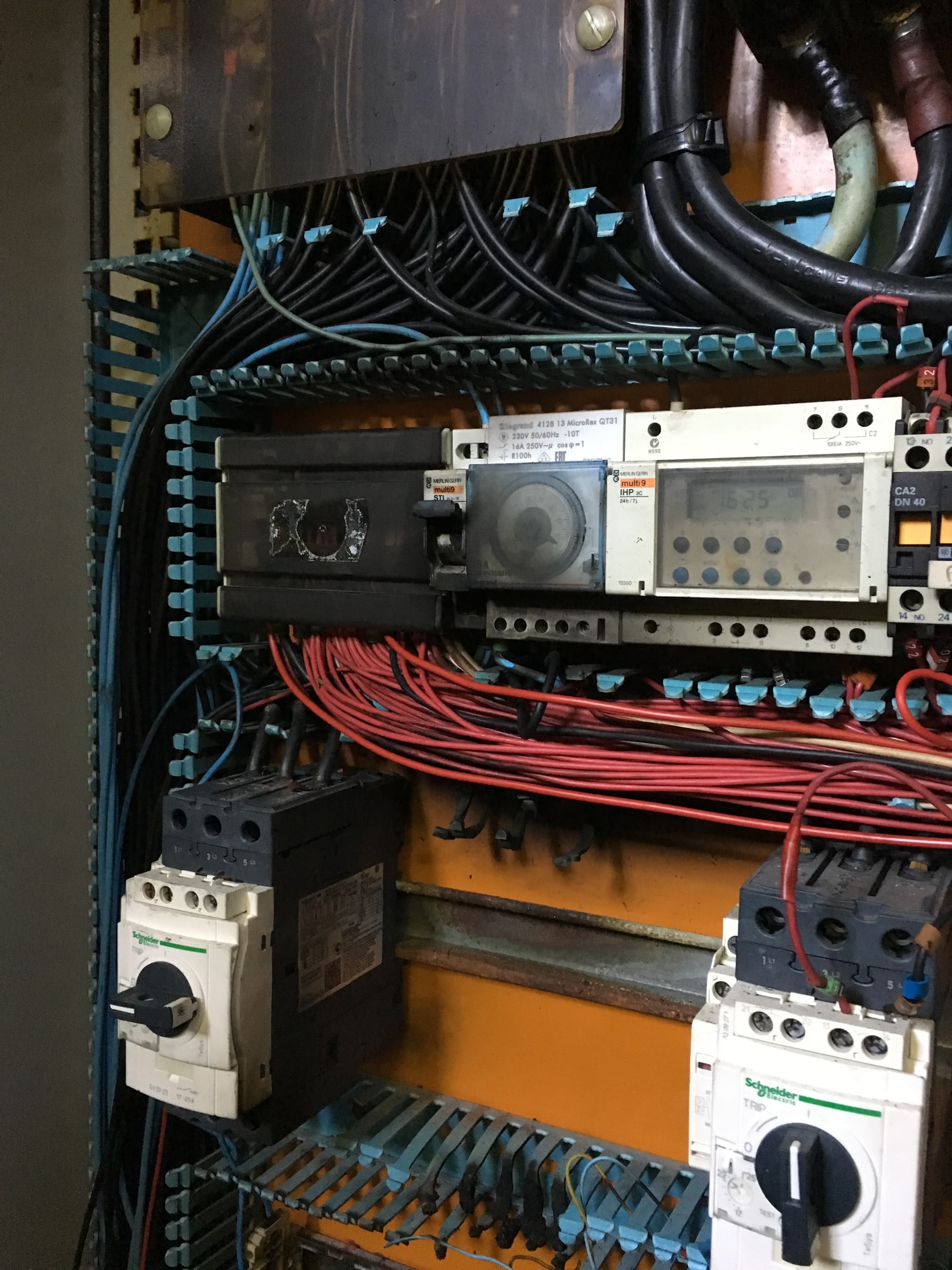 Recyclage Habilitation électrique BS BE Manœuvre (non-électriciens)