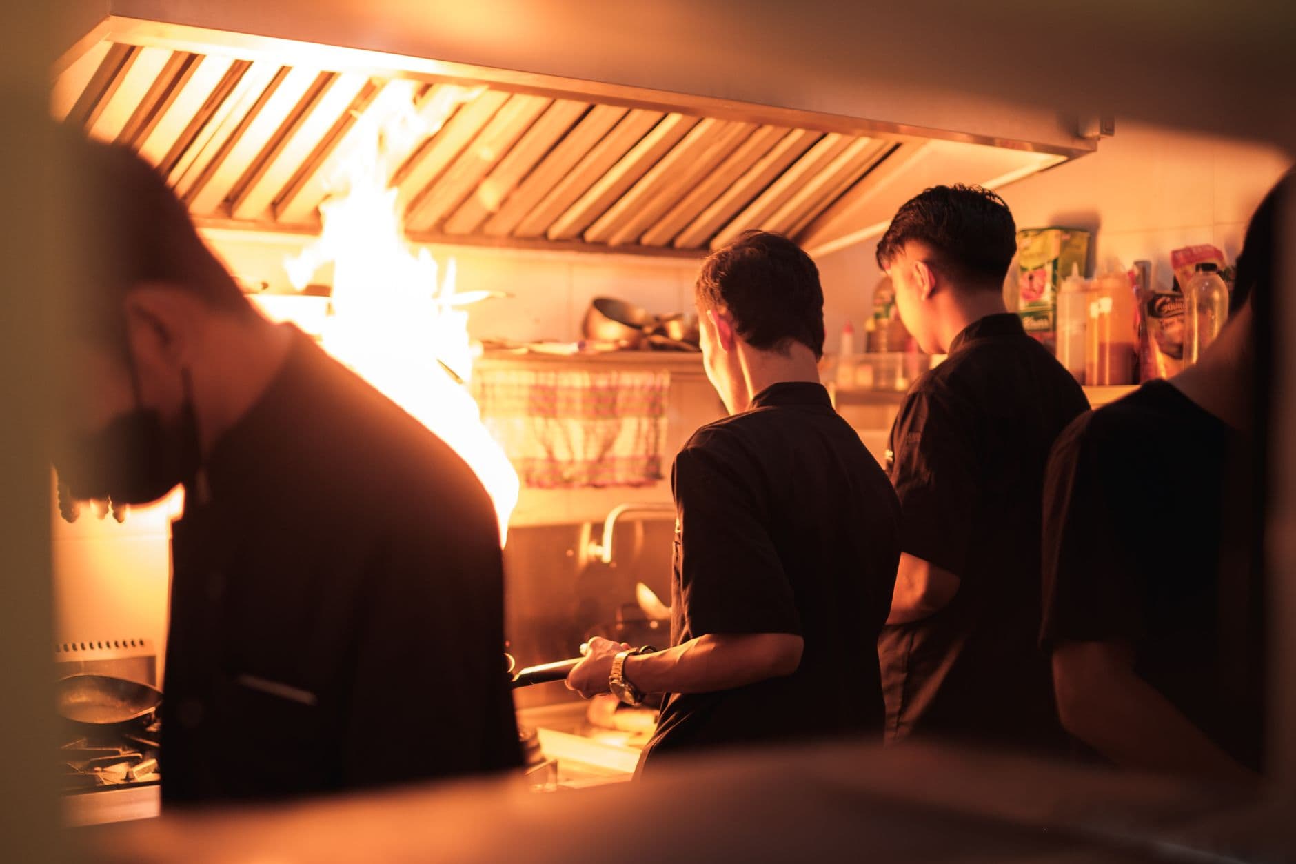 Entretien des hottes et conduits de cuisine : prévenir le risque incendie