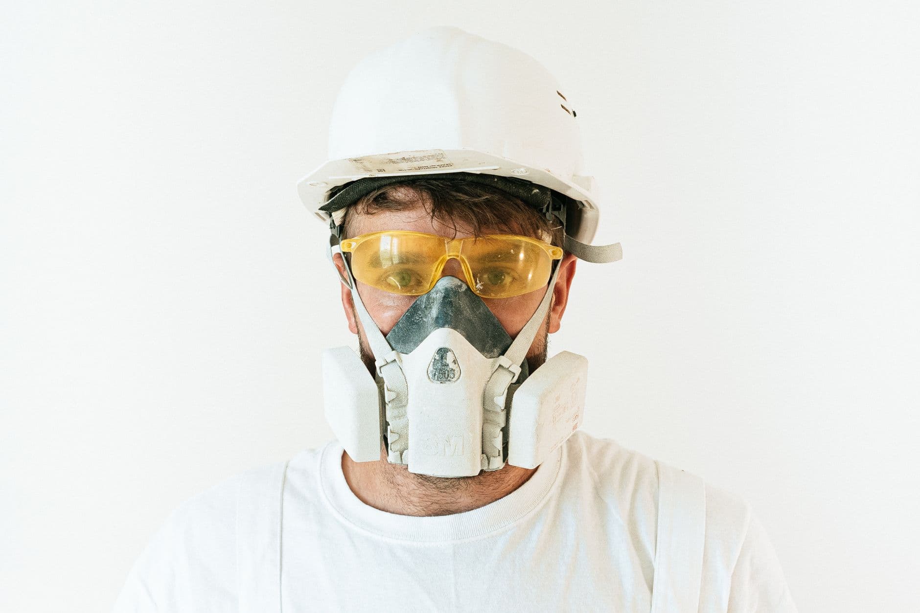 Appareils de protection respiratoire au travail : filtrants ou isolants, comment choisir