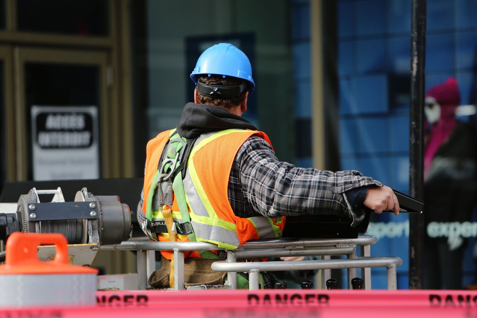 Traumatisme crânien au travail : signes d'alerte et conduite à tenir pour le SST