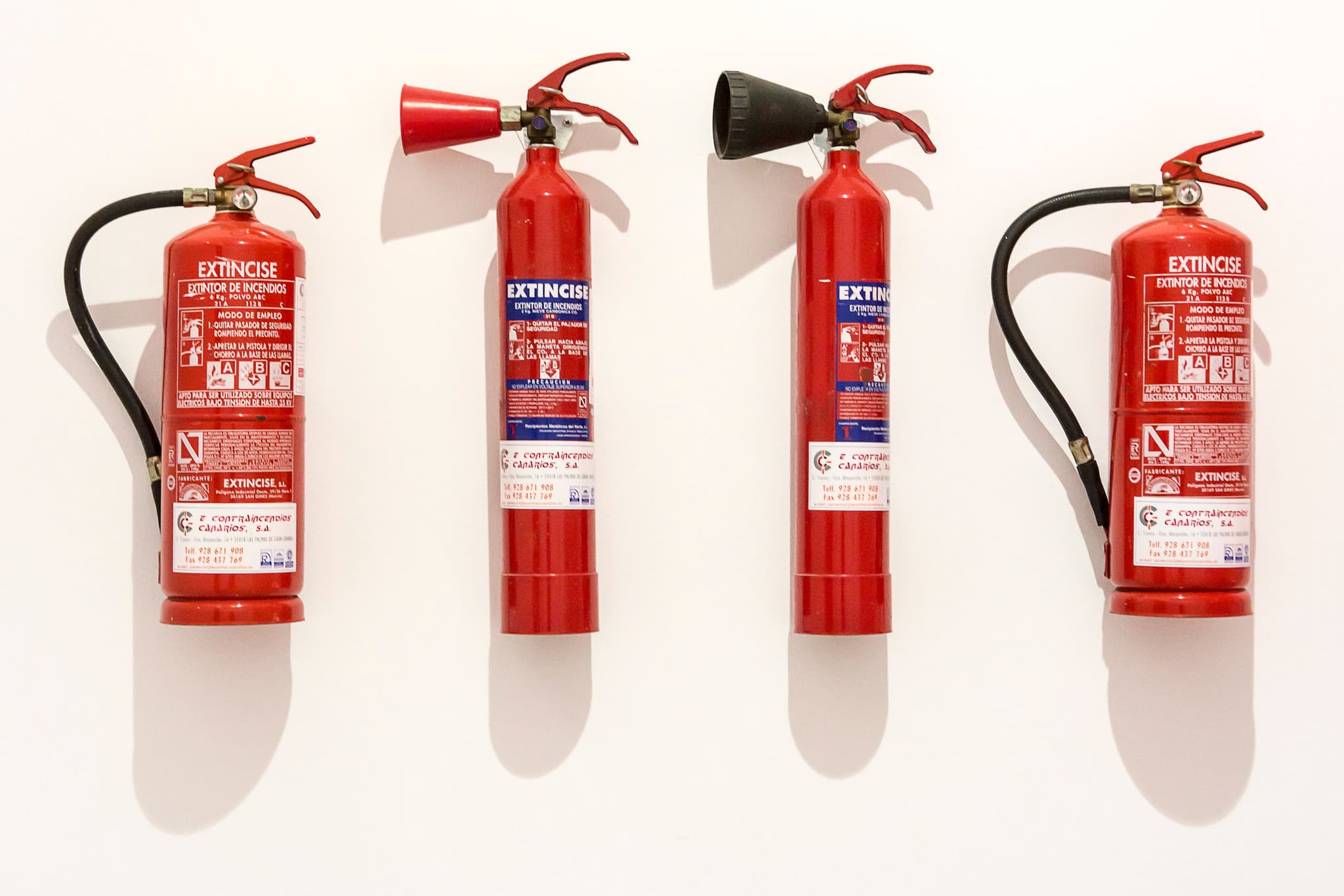 Vérification des extincteurs en entreprise : maintenance et obligations de l'employeur